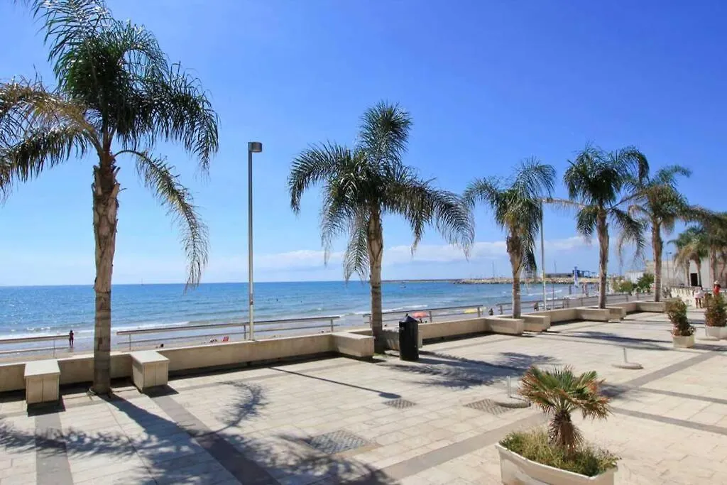 Appartamento Con Maxi Veranda Marina di Ragusa Italy