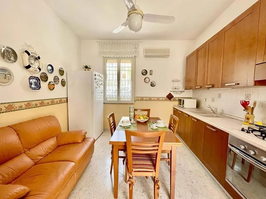 Appartamento Con Maxi Veranda Marina di Ragusa 0*,  Italy